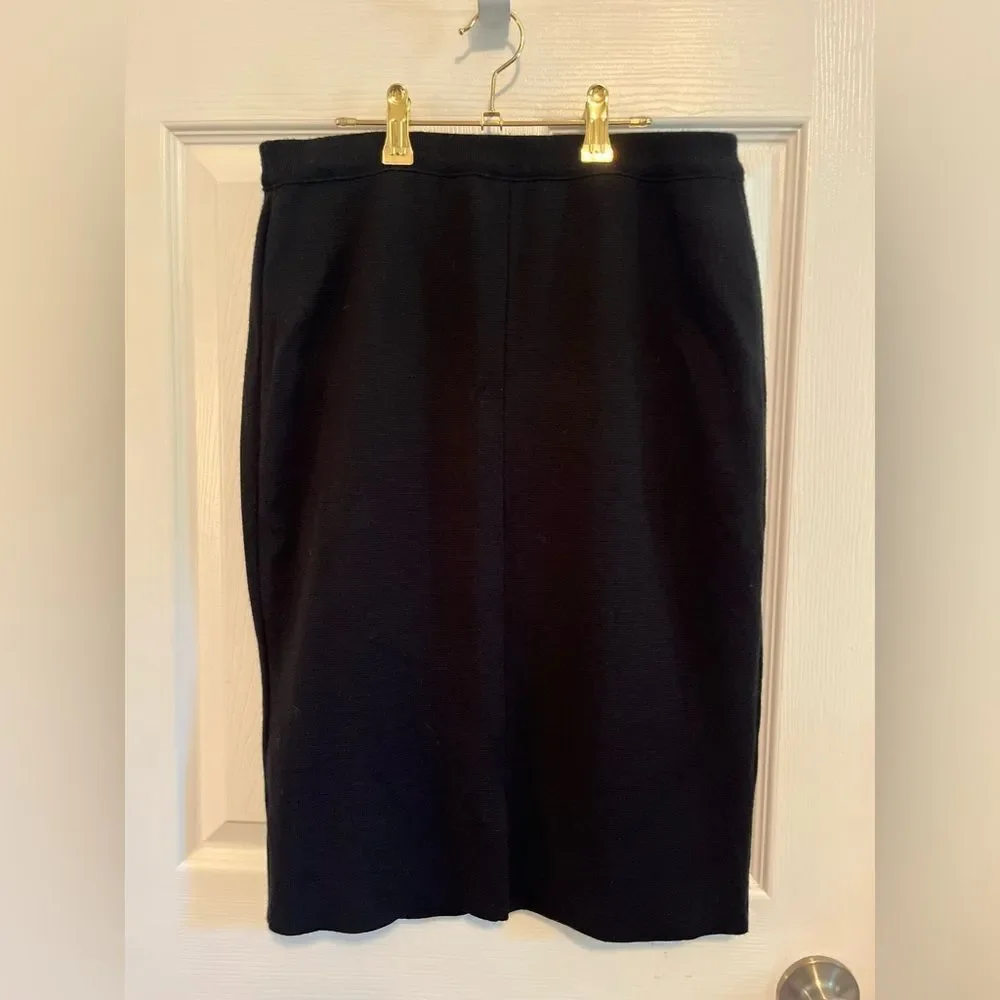 Devernois Elegant Knit Skirt